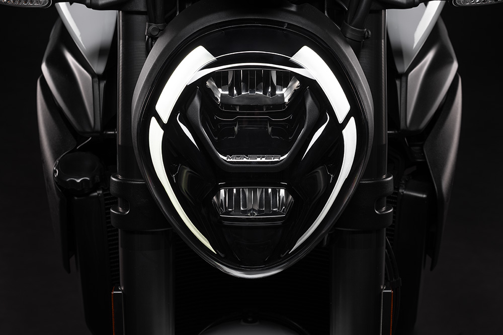 Ducati Monster 2025