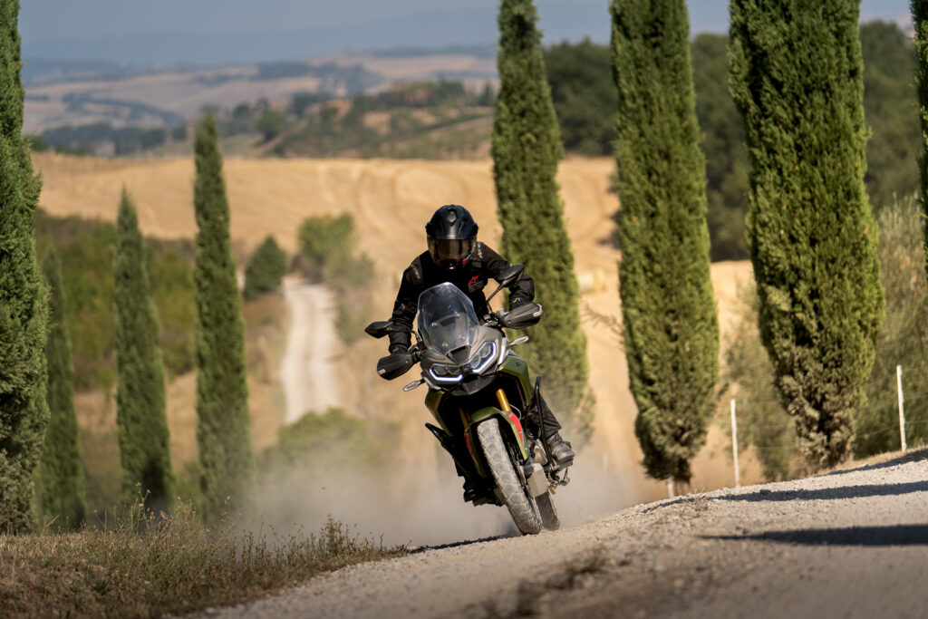 TVS RTX 300
