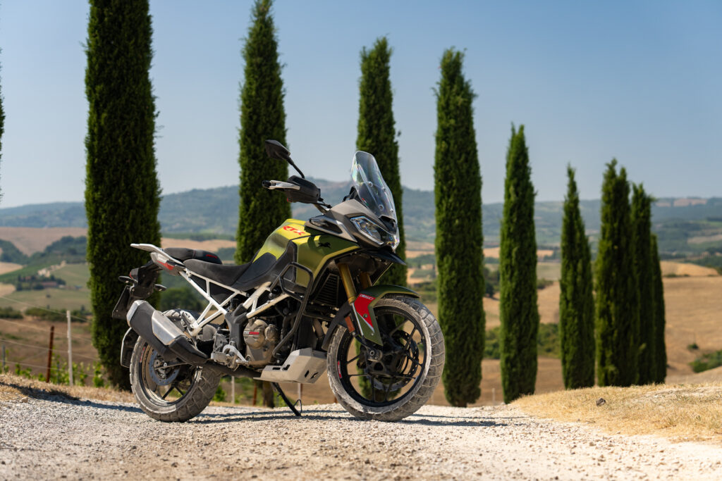 TVS RTX 300